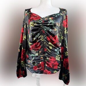 Stunning International concepts blouse